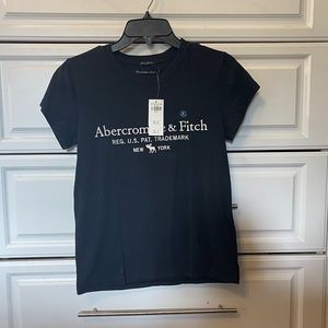 Abercrombie & Fitch T-stirt